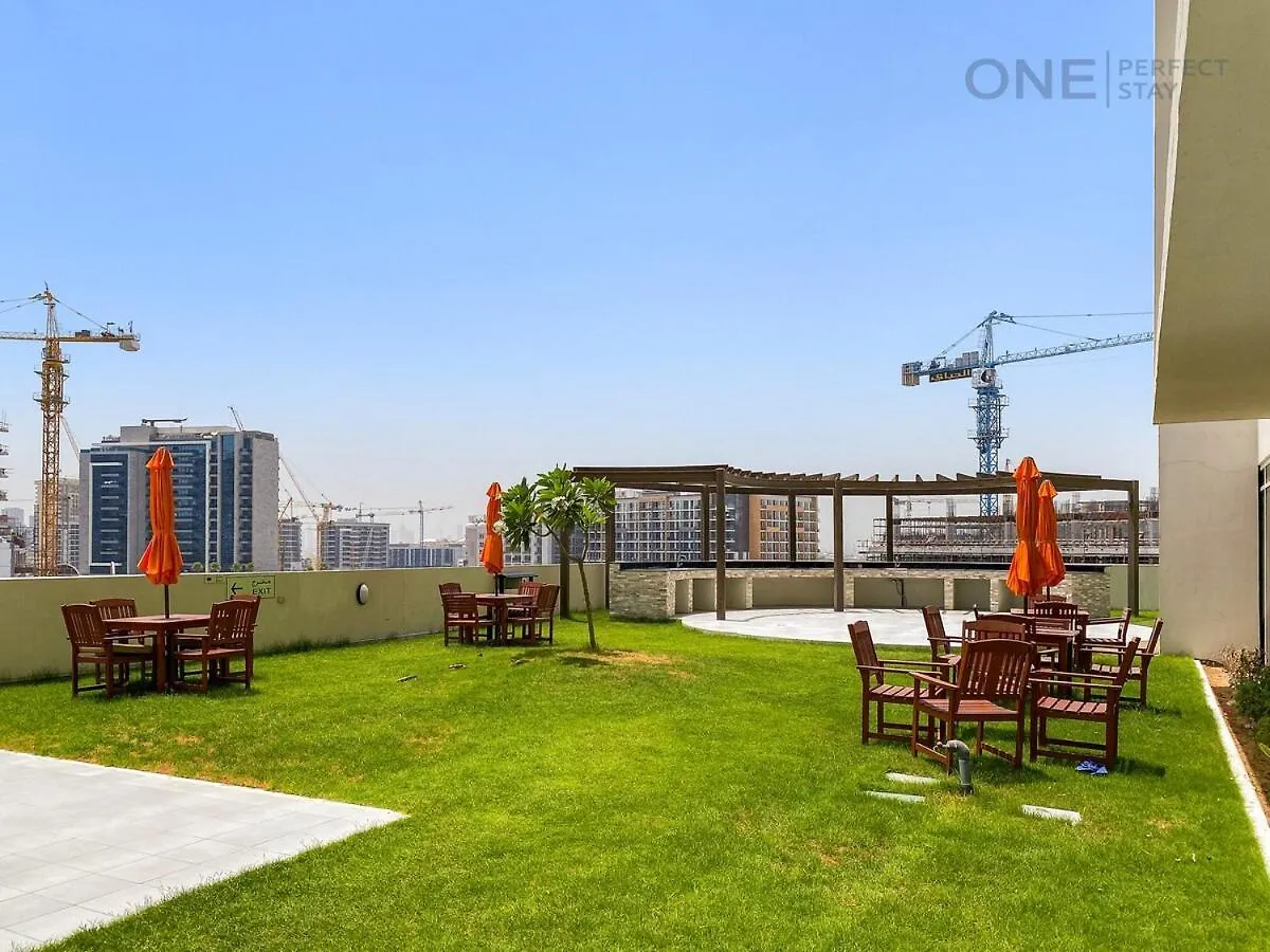 Stylish & Peaceful 1Br Apartment In Arjan With Pool And Gym 두바이